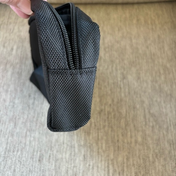 Tumi Zipper Pouch - Picture 6 of 11